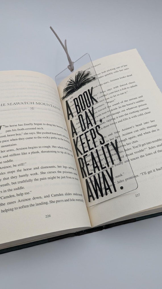 A Book a Day Keeps Reality Away, Bookmark