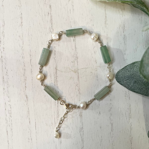 Green Jade and Pearl Bracelet, Sterling Silver Gemstone Bracelet, Pearl Gemstone Bracelet, Natural Jade Bucket & Baroque Pearl Bracelet