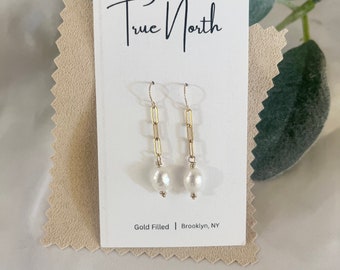 Pearl Link Chain Earrings, Baroque Pearl Earrings, Paperclip Chain Dangly Earrings, Dainty Pearl Drop Earrings, Minimal Gold Earrings
