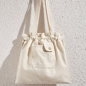 White canvas deals drawstring backpack