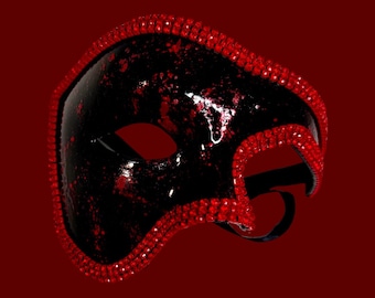 MaKara Red rhinestones mask, Feeling inspired with red.