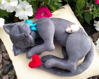 Handmade Realistic Sleeping Cat Plushie With Removable Neck Accessories and Little Mouse, Cat Lover Gift, Sleeping Cat Décor, Grey Cat Doll