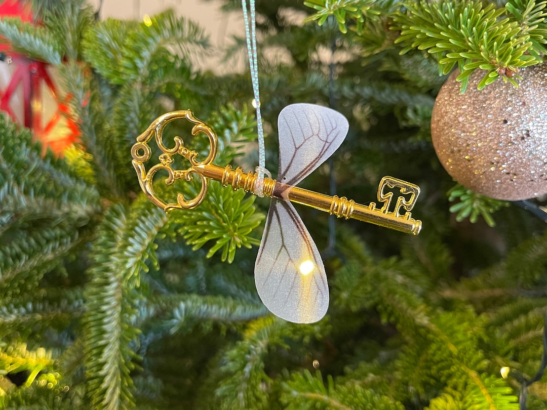 Magical Flying Key Ornament - Excellent Stocking Stuffer and Decor for ...