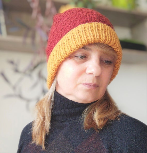 thick bobble hat