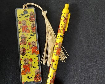 Handcrafted Acrylic Scarecrow Bookmark and Pen Set, Halloween Gift