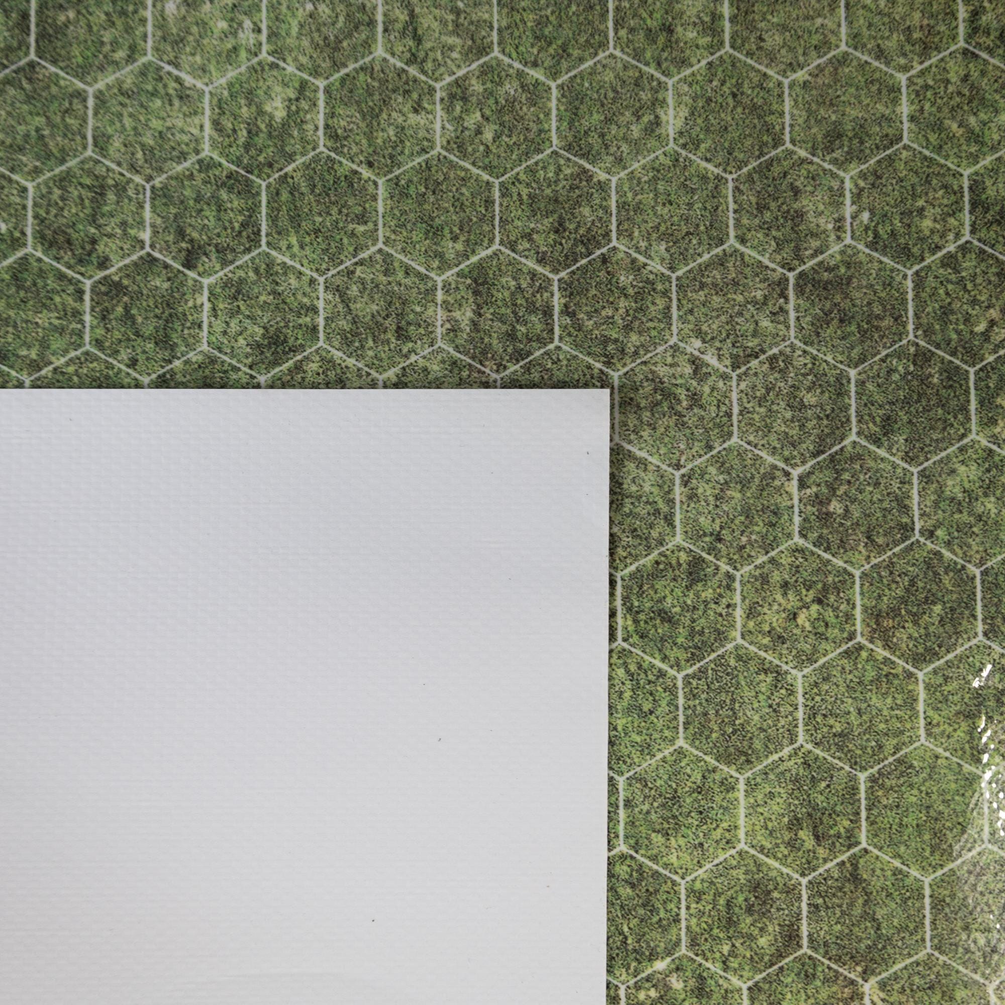 Dungeon Grid Game Mat 50x50cm – Dry Erase RPG Mat For D&D With Markers, Eraser & Cubes