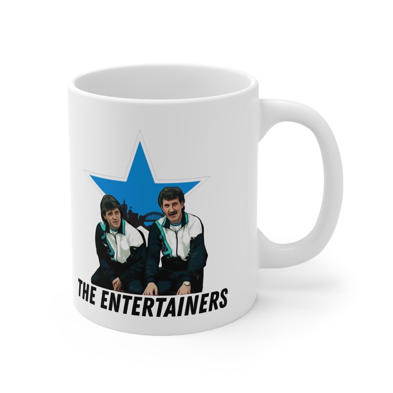 Retro Newcastle Football The Entertainers | Mug image 5