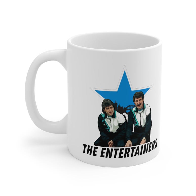 Retro Newcastle Football The Entertainers | Mug image 4