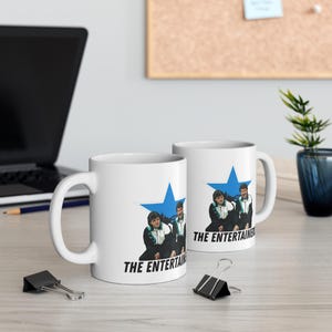 Retro Newcastle Football The Entertainers | Mug image 3