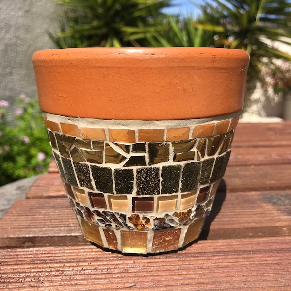 Pot pour plante ou fleurs fait main en mosaïque