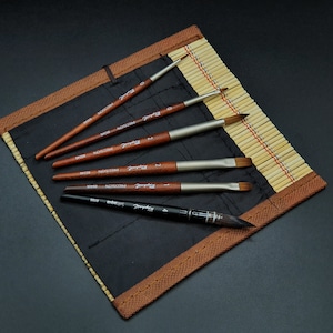 Raphael Precision Mini Brush Travel Set, Bamboo Wrapper With Brush 