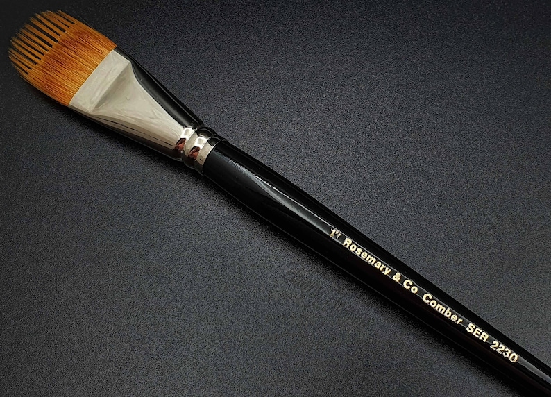 Rosemary & Co Series 2230 Spiky Comber Golden Synthetic Brushes Full