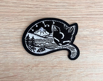 Sleeping Black Cat Patch / Cute Cat Patch / Sew Or Iron On Embroidered Animal Patch / Cat Patch For Backpack, Denim Jackets, Hats