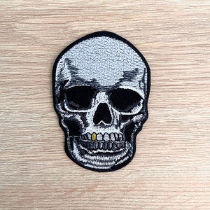 Human Skull Patch / Horror Scary Patches / Sew Or Iron On Embroidered Patch / Skull Patch For Backpack, Denim Jacket, Battle Vest, Beanie