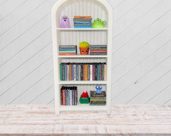 Mini bookshelf: Large Rounded, with feet. With mini books of your choice! 3D printed
