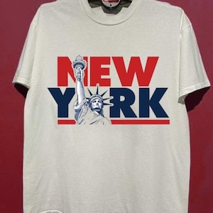 New York City And Statue Of Liberty Lovely Unisex T Shirt, Gift For Birthday, For Anniversary , For Men Women T Shirt