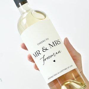 Cadeau de mariage étiquettes de vin, étiquette de vin de fiançailles, cadeau de fiançailles pour les couples, cadeau pour les jeunes mariés, décoration de table de mariage