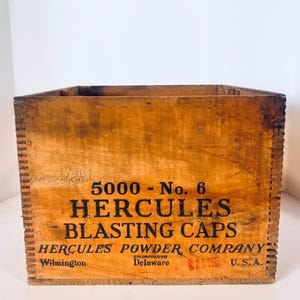 Hercules Dynamite Box - Etsy