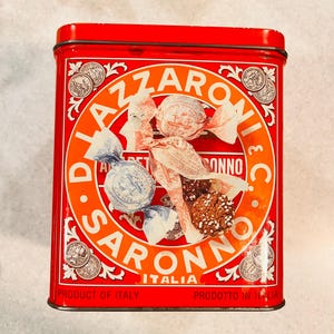 Vintage Cookie Tin | D. Lazzaroni & C. Amaretti di Saronno Italian cookies