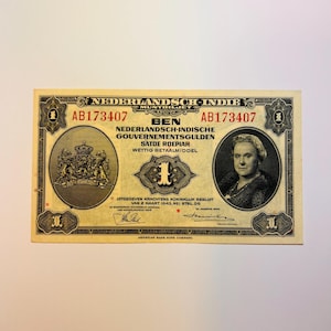 1943 Netherlands East Indies 1 Gulden Banknotes - set of two
