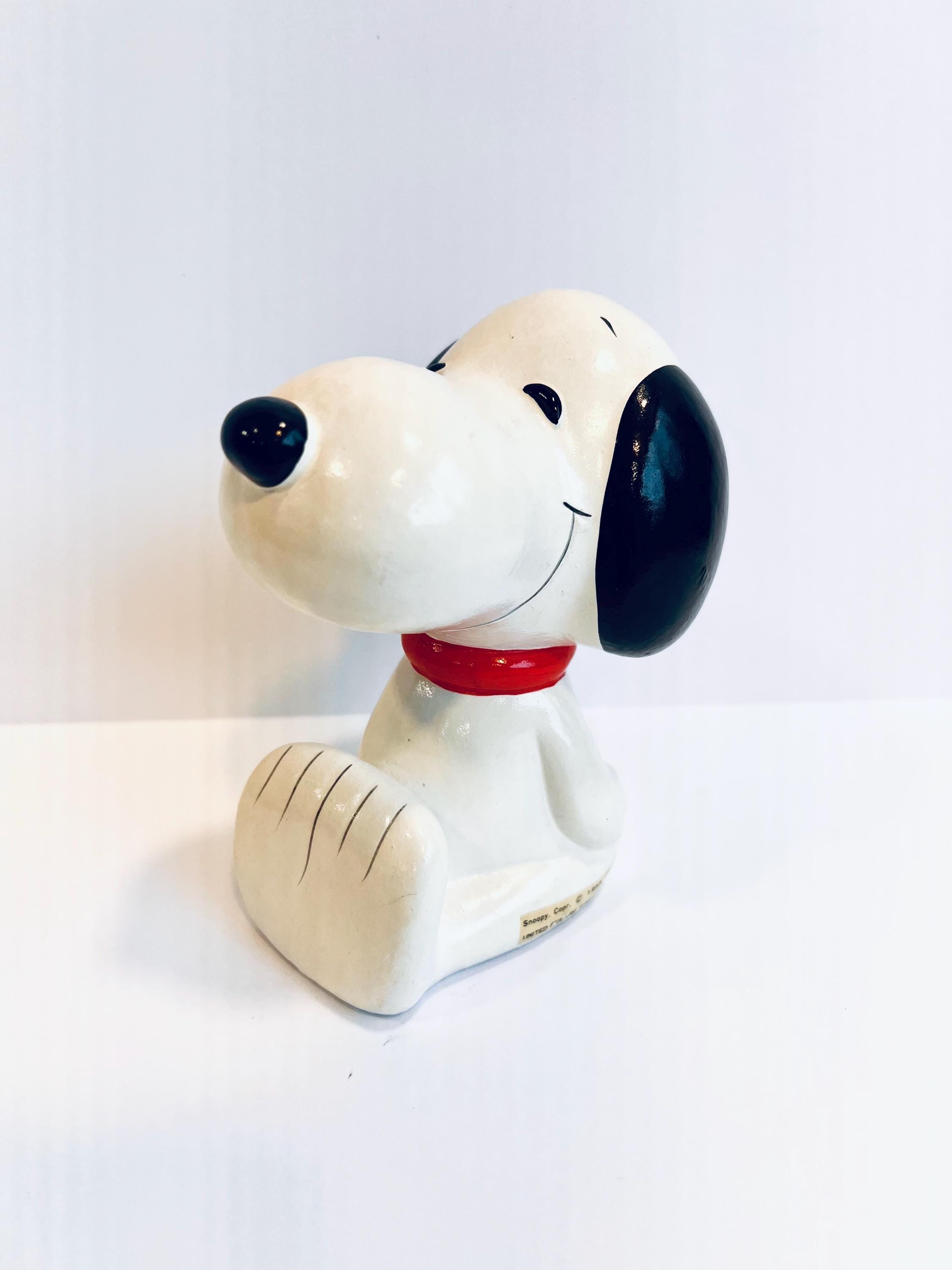 スヌーピー　PLASTOY ヴィンテージ置物 ヴィンテージ スヌーピー PVC ホワイトフィギュア（JOE COOL）です。