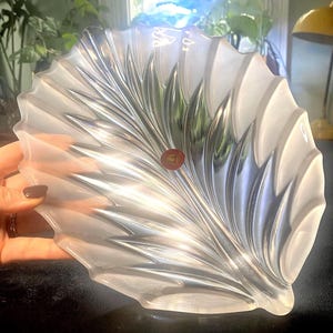 Vintage Mikasa Frosted Walther Glass Palm Frond, Crystal Leaf Platter 11.5”