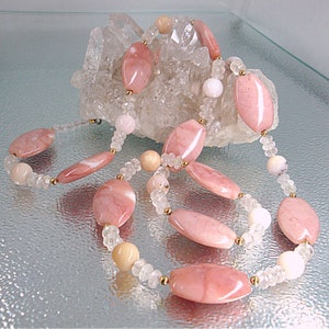 Pink Opal and Rose quartz long necklace. Long Pink Peruvian Opal Necklace. Peruvian Opal jewelry.