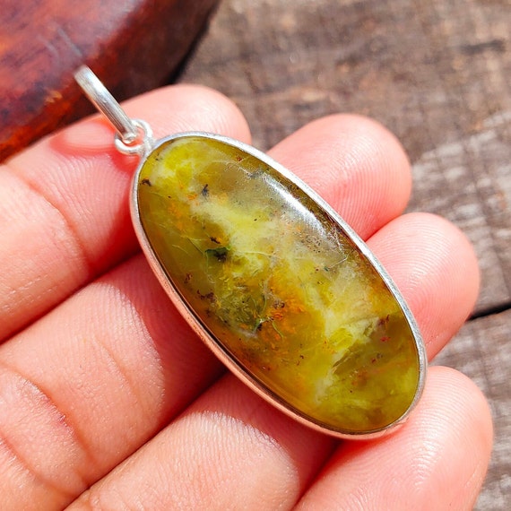 Natural Gaspeite Pendant Handmade Natural Apple Green Gaspeite Stone Pendant Australian Rare Gaspeite Pendant Gift for Her Pendant Etsy Australia