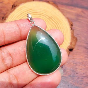Natural Green Onyx Pendent, Gemstone Necklace Pendant, 925 Sterling Silver, Beautiful Pendent, Handmade Pendent, Gift Silver Pendent