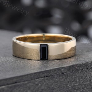 Baguette cut Black Onyx Wedding band Unique Solid Gold ring Vintage Plain ring Men&#39;s ring Stackable ring Promise ring Anniversary ring