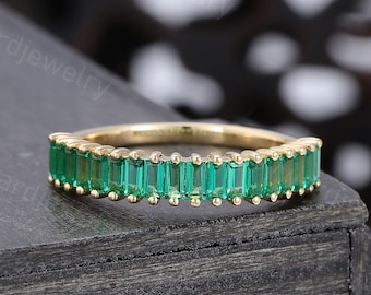 アンティーク リング　エメラルド　ダイヤ　マーキス エメラルド ダイヤモンド リング プラチナ 5月誕生石 指輪 マーキーズ