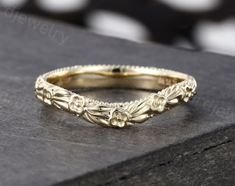 Unique Flower curved wedding band Solid gold ring Delicate woman wedding band Art deco band Bridal wedding Promise ring Anniversary ring