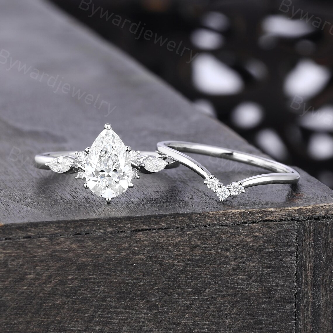 Unique Pear Shaped Lab Grown Diamond Engagement Ring Set White Gold ...