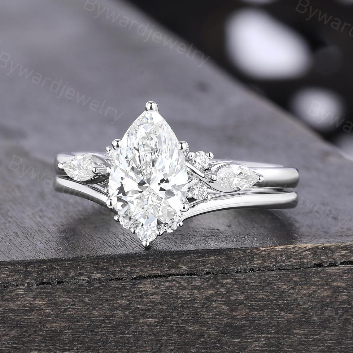 Unique Pear Shaped Lab Grown Diamond Engagement Ring Set White Gold ...