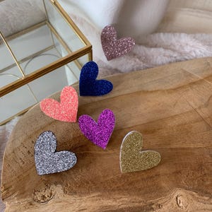 pin de corazón con purpurina, broche de corazón con purpurina, pin de amor, pin termoadhesivo con purpurina