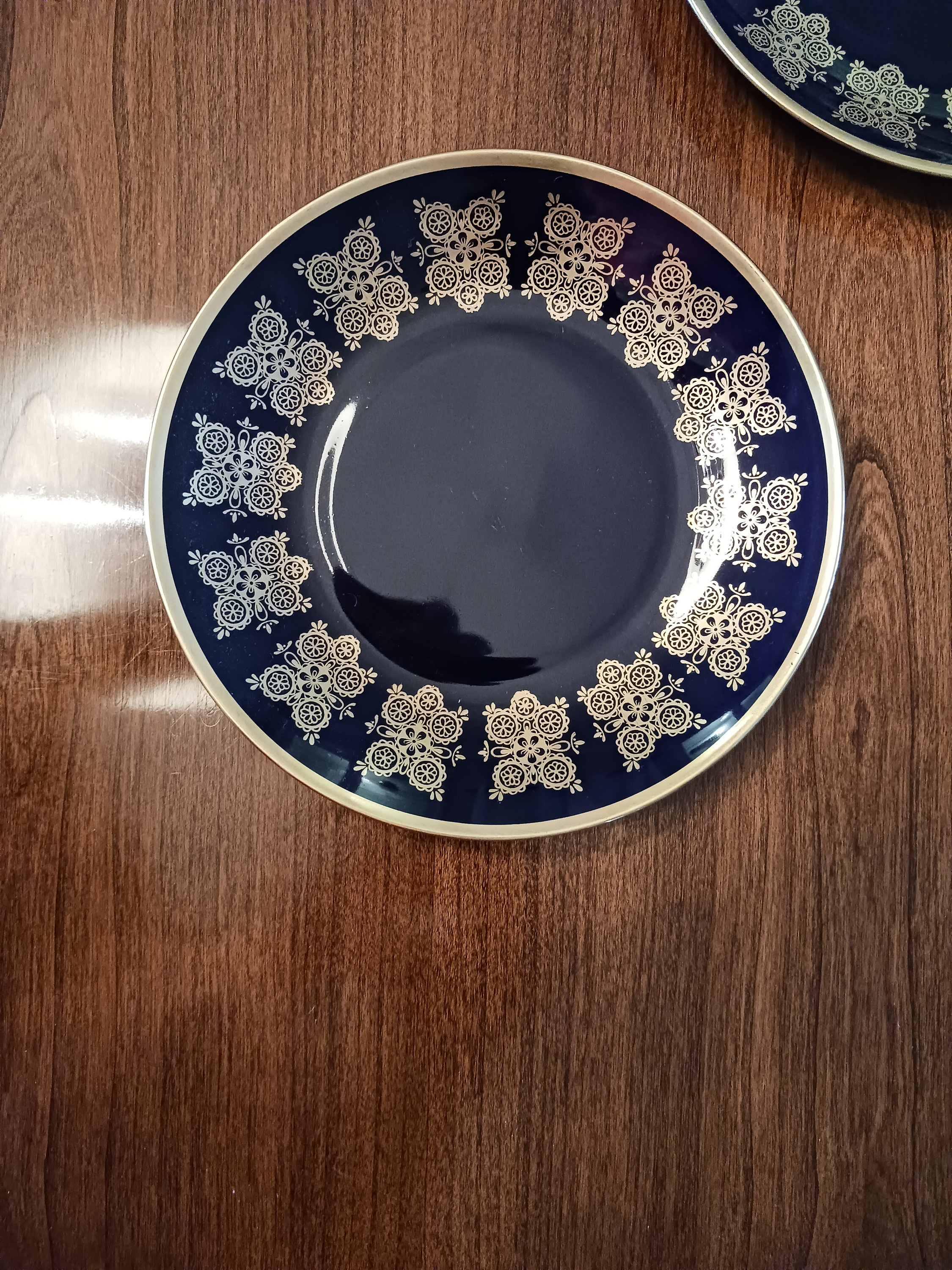 Lichte Fine China GDR Echt Kobalt 22K Gold 6 Teacups and Saucers