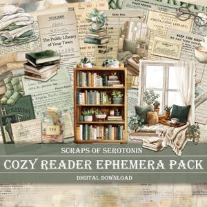Puede incluir: Un collage digital con temática de lectura. La imagen incluye una estantería de madera llena de libros y plantas, tarjetas de biblioteca vintage, montones de libros y un rincón de ventana con cojines y una manta. El texto dice "SCRAPS OF SEROTONIN" y "COZY READER EPHEMERA PACK".