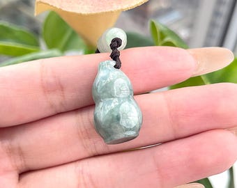 ひょうたん型翡翠ペンダント 天然ビルマ産翡翠 本物 グレードA - Etsy 日本