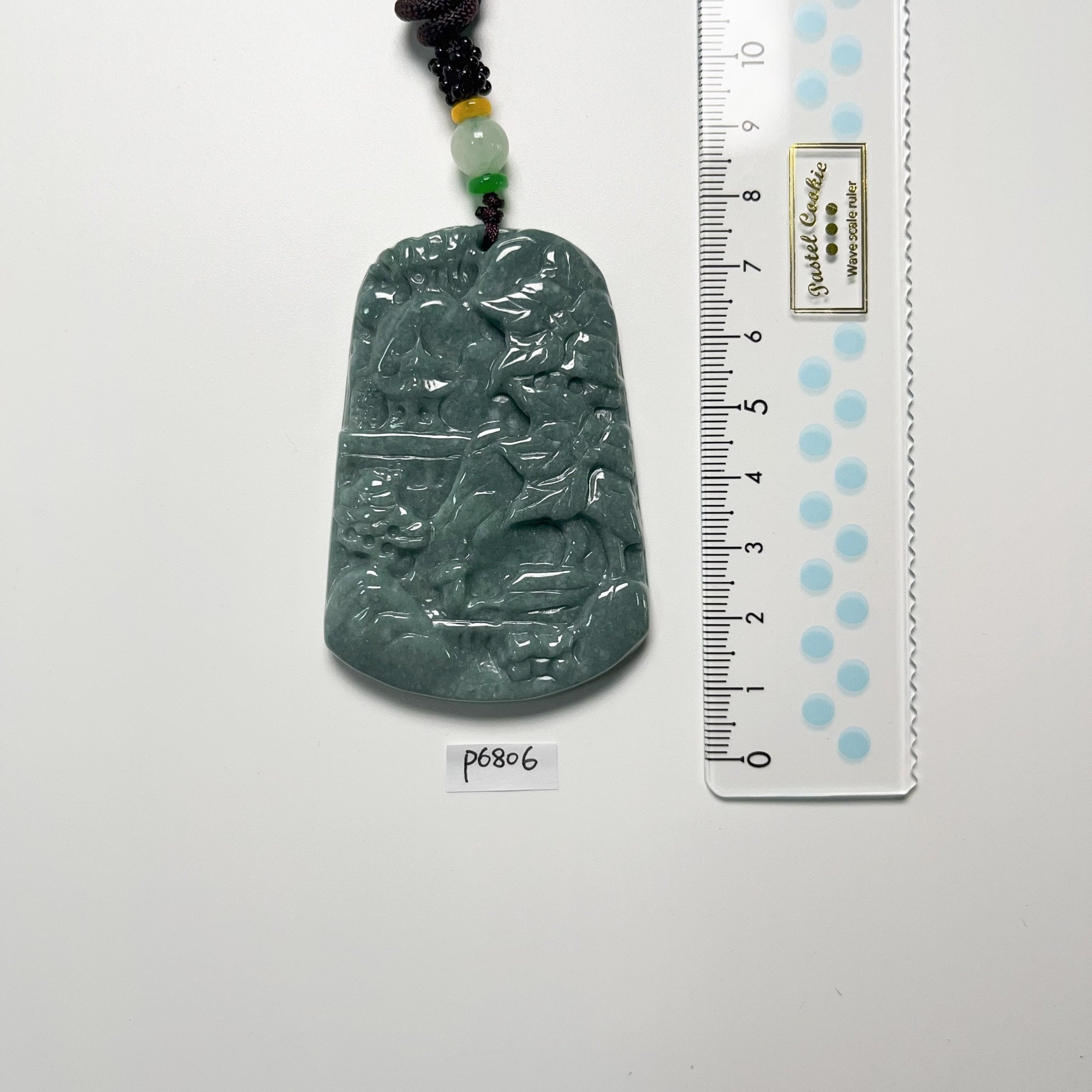 風景彫刻翡翠ペンダントネックレス 天然ビルマ翡翠 本物グレード A