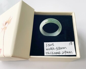 8.5US ツートングリーン翡翠リング 天然ビルマ翡翠 本物グレードA