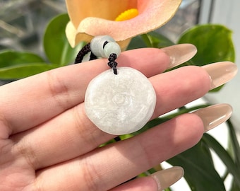 本物の翡翠ペンダント 天然ビルマ産翡翠ペンダントネックレス 本物の