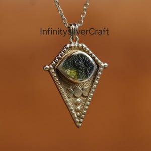 14k Gold zertifizierte A-Grade Moldavite aus Chlum, Tschechische Republik | 925 Sterling Silber, 18k Gelb / Rose Gold vergoldet | High Vibration Schmuck