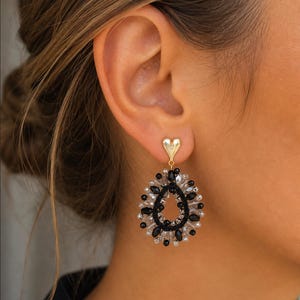 Black & Crystal Drop Earrings with Gold Heart Stud – 2.5 cm