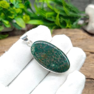 Bloodstone Jasper Gemstone Pendant – Natural Crystal Necklace for Healing, Protection & Strength – March Birthstone Jewelry Gift For Women