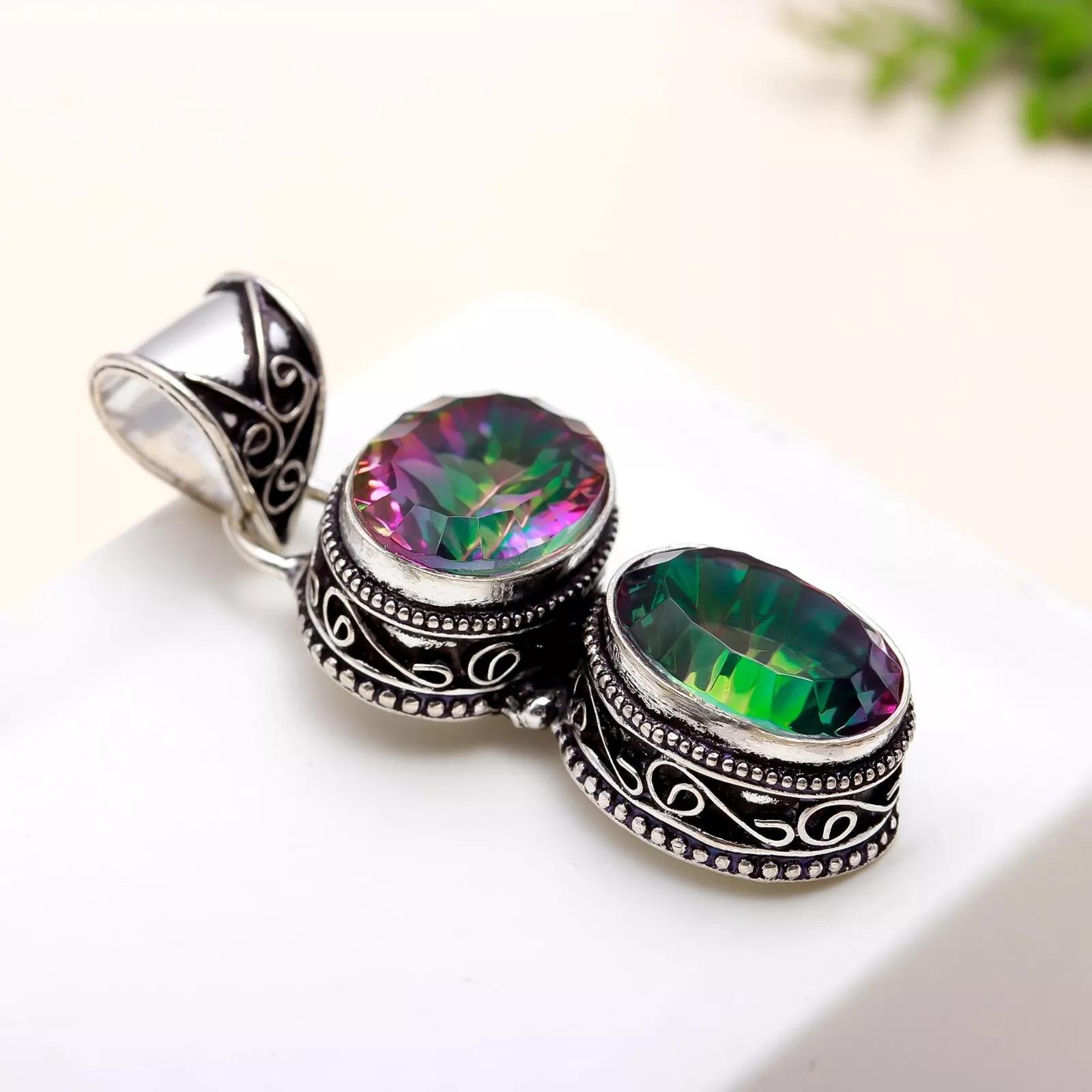 美しいミスティックトパーズペンダント 925スターリングシルバー