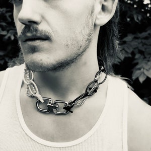 Bloodsport ~ Halsband