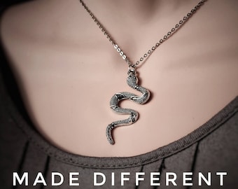 Silver Snake Charm Chain Necklace,Snake Pendant Necklace For Women,Flat Snake Necklace for Men,Gothic Alternative Chain Necklace, Snake Gift