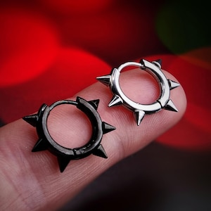 Kolczyki w kształcie kółek z kolcami, kolczyki w kształcie kółek Huggie Hoops z kolcami w stylu gotyckim, kolczyki w kształcie kolców męskie, kolczyki w kształcie kółek w stylu punkowym z kolcami w kolorze ciemnej biżuterii