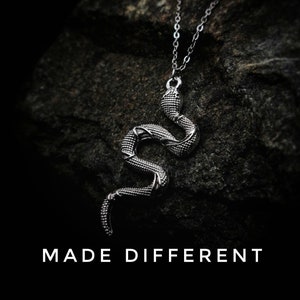 Snake Chain Necklace for Women,Snake Pendant Necklace For Men,Flat Snake Necklace for Men,Gothic Alternative Chain Necklace, Snake Gift