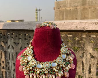 Conjunto de collar y pendientes Kundan de diseño grande, color verde y rosa, joyería nupcial india pakistaní de Bollywood.